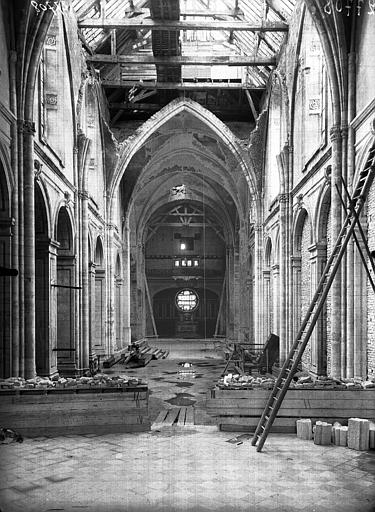 Cathédrale Notre-Dame de l'Assomption Nef, vue du choeur, Service photographique, 