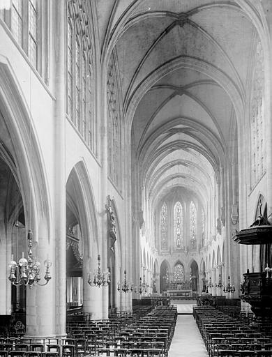Eglise Saint-Germain-l'Auxerrois Nef, vue de l'entrée, Durand, Eugène (photographe), 