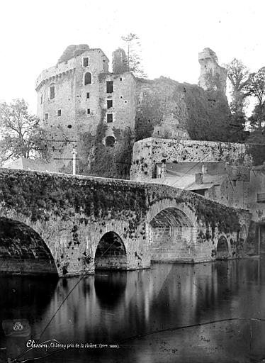 Château Vue d'ensemble prise de la rivière, Mieusement, Médéric (photographe), 