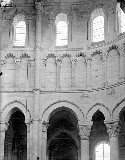 Eglise Sainte-Croix Vue intérieure du choeur, côté nord : partie haute, Heuzé, Henri (photographe), 