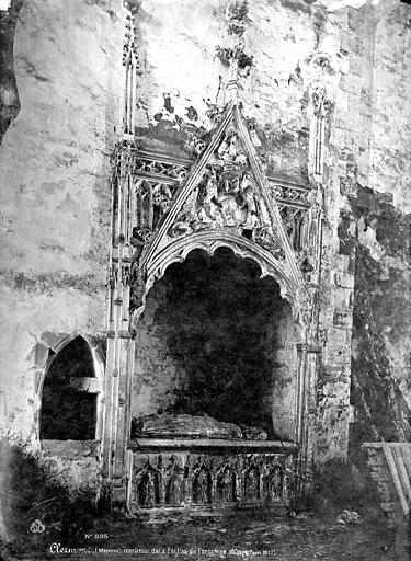 Abbaye cistercienne de Clermont (ancienne) Tombeau sous enfeu, Mieusement, Médéric (photographe), 