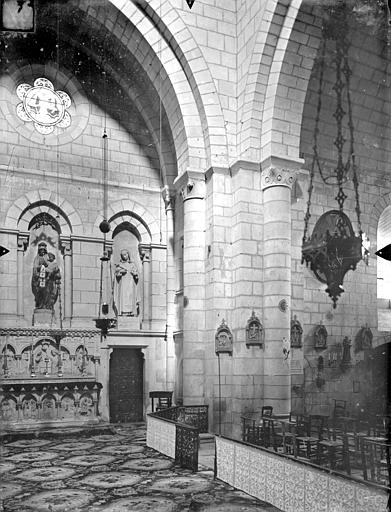 Eglise Saint-Hilaire-de-la-Celle ; Chapelle des Carmélites Vue intérieure de la croisée, Gossin (photographe), 