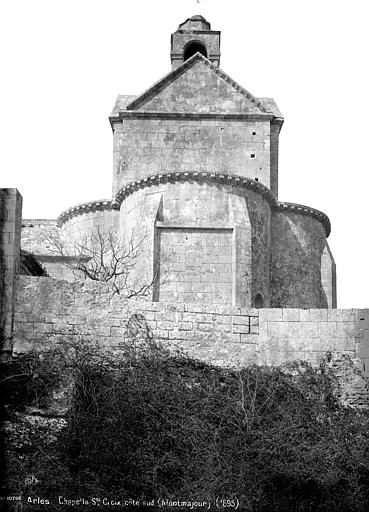 Abbaye de Montmajour (ancienne) Chapelle Sainte-Croix, façade sud, Mieusement, Médéric (photographe), 