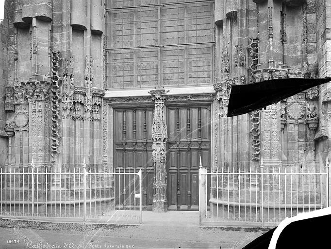 Cathédrale Sainte-Marie Portail du transept sud, Mieusement, Médéric (photographe), 