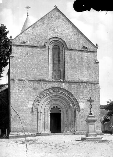 Eglise Saint-Maurice Façade ouest, Mieusement, Médéric (photographe), 