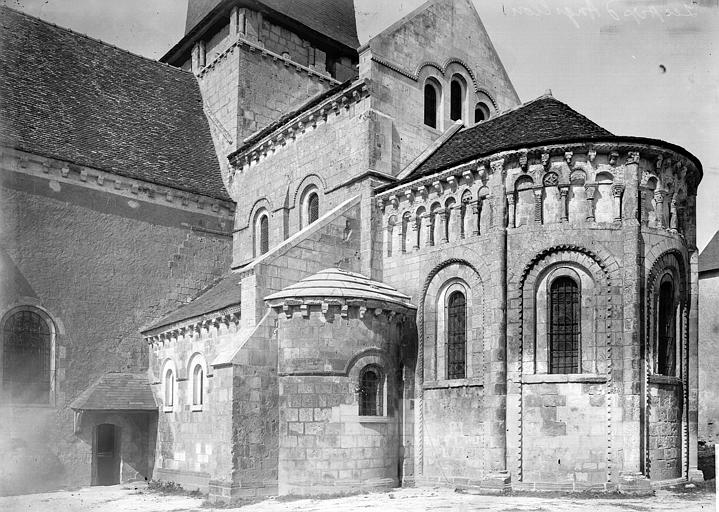 Eglise collégiale Saint-Germain Abside au sud, Enlart, Camille (historien), 