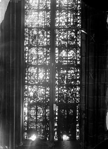 Cathédrale Notre-Dame Chapelles du choeur, vitrail P, Gaudin, 