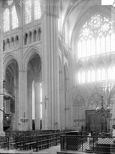 Cathédrale Saint-Etienne Transept, Enlart, Camille (historien), 