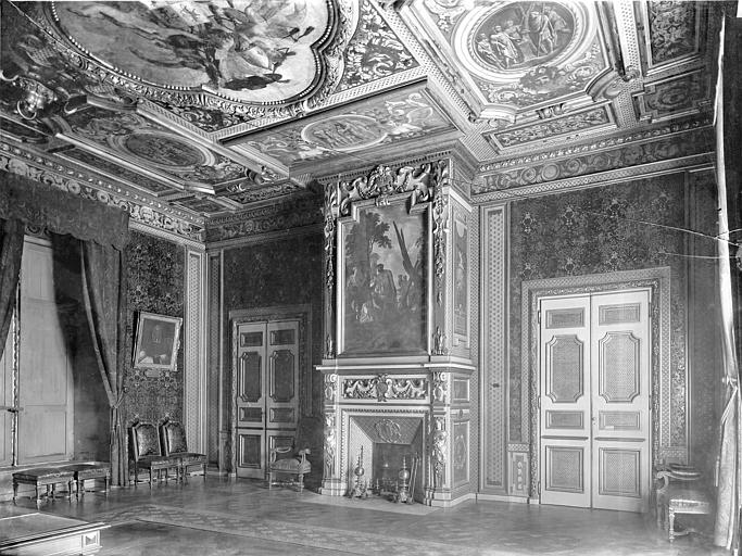 Palais épiscopal (ancien) Vue intérieure de la Chambre Dorée (salon de réception des évêques de Lisieux), Durand, Jean-Eugène (photographe), 