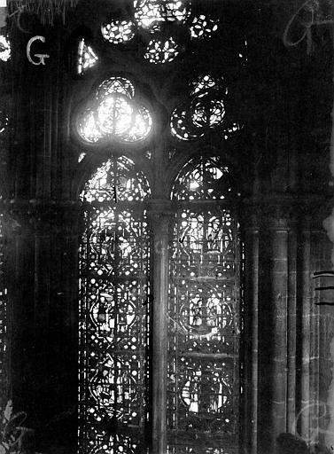 Cathédrale Notre-Dame Chapelles du choeur, vitrail G, Gaudin, 
