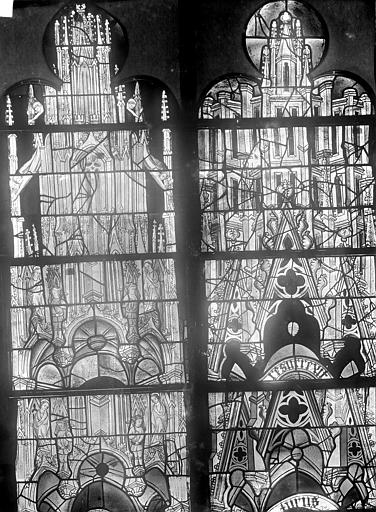 Cathédrale Saint-Julien Vitrail du transept nord, baie 13 : Dais au-dessus des apôtres, Durand, Jean-Eugène (photographe), 