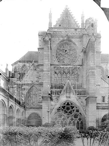 Abbaye Saint-Germain (ancienne) ; Eglise abbatiale Façade nord : Transept, Gossin (photographe), 