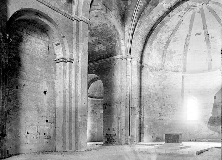 Abbaye de Montmajour (ancienne) Eglise abbatiale: intérieur, Enlart, Camille (historien), 