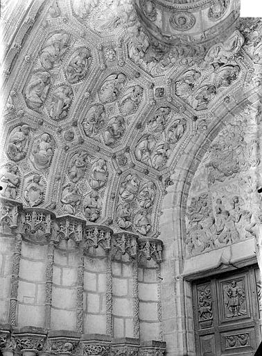 Eglise Saint-Michel Portail nord de la façade ouest : Voussures de gauche, Gossin (photographe), 