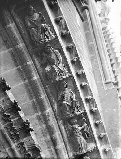 Cathédrale Notre-Dame Rose nord, voussure, la Genèse, Lajoie, Abel, 