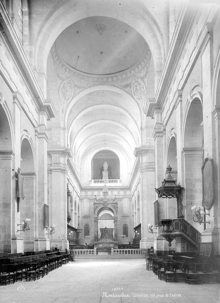 Cathédrale Nef, vue de l'entrée, Mieusement, Médéric (photographe), 