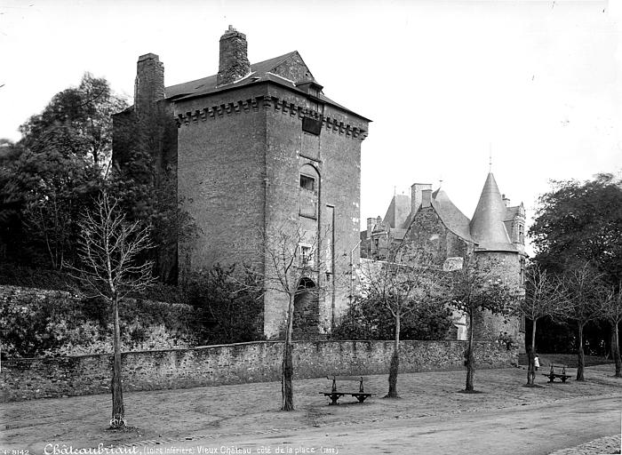 Château Côté de la place, Mieusement, Médéric (photographe), 