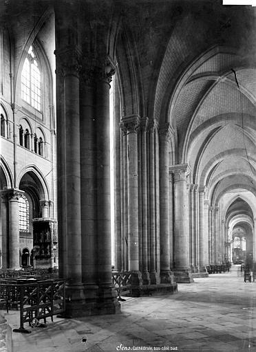 Cathédrale Saint-Etienne Vue intérieure du bas-côté sud, vers l'est, Mieusement, Médéric (photographe), 