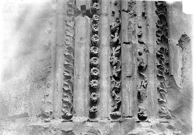 Basilique Saint-Denis Portail du transept sud : Gorges et colonnettes de l'ébrasement, Vorin, 
