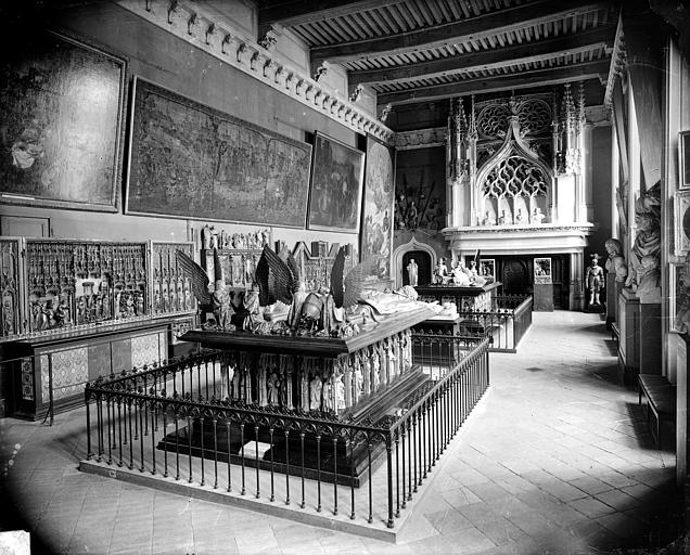 Palais des Ducs et des Etats de Bourgogne (ancien) ; Musée Grande salle des tombeaux, Delaunay (photographe), 