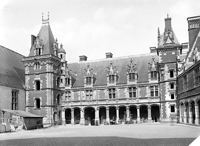 Château Aile Louis XII, côté cour : Vue d'ensemble, Cousin, 