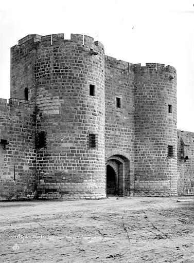 Remparts;Porte de Marine Façade sud, extérieur, Mieusement, Médéric (photographe), 