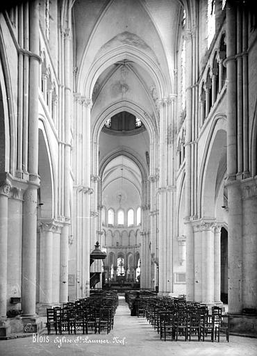 Eglise Saint-Nicolas-Saint-Lomer Vue intérieure de la nef vers le choeur, Mieusement, Médéric (photographe), 