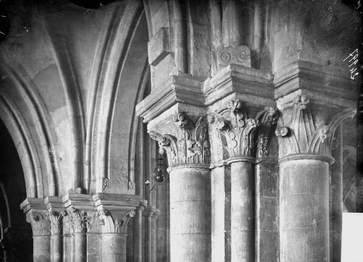 Eglise Saint-Maurice Chapiteaux, Durand, Georges (photographe à Amiens), 