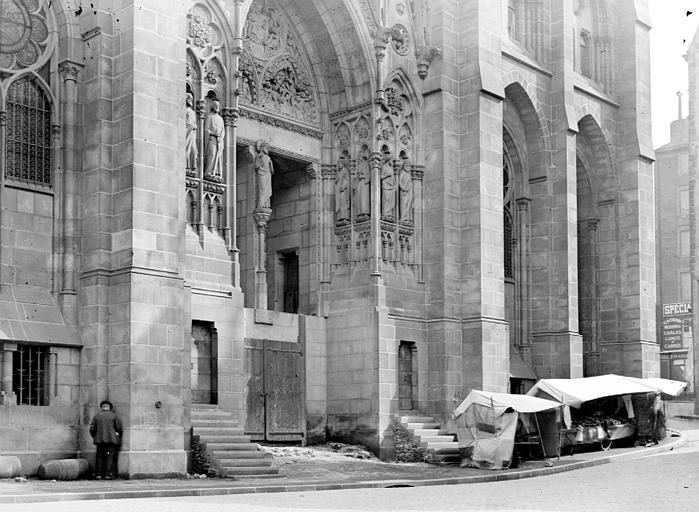 Cathédrale Notre-Dame Portail avant les degrés, Chaine, Henri (architecte), 