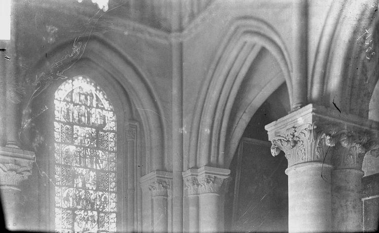 Eglise Saint-Remi Colonnes et chapiteaux, Durand, Georges (photographe à Amiens), 