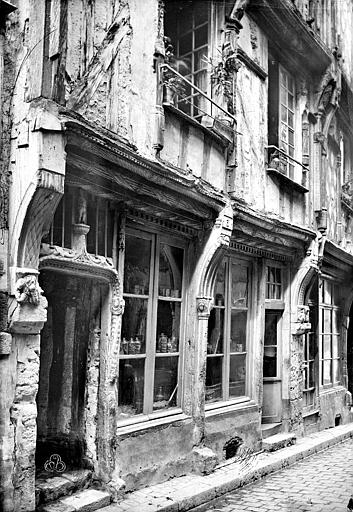 Maison en pans de bois Façade sur rue, Mieusement, Médéric (photographe), 