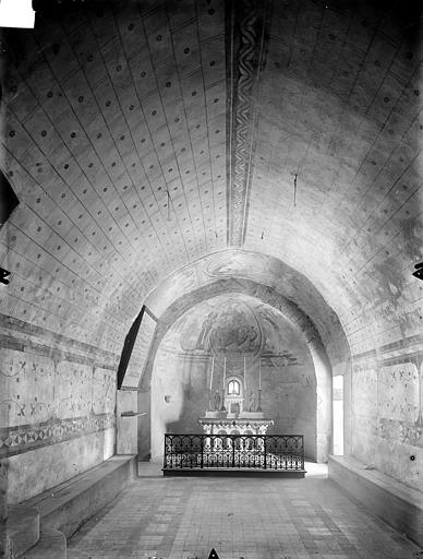 Eglise Notre-Dame (ancienne) Crypte Saint-Catherine : Vue intérieure vers l'est, Gossin (photographe), 