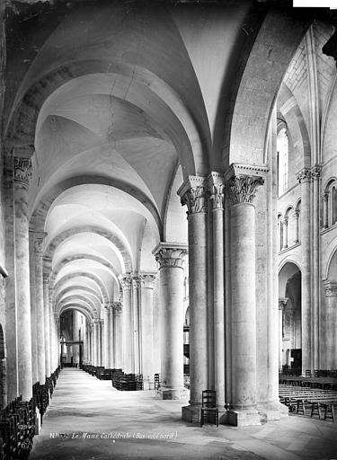 Cathédrale Saint-Julien Vue intérieure du bas-côté nord, vers l'est, Mieusement, Médéric (photographe), 