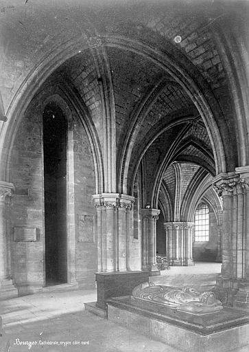 Cathédrale Saint-Etienne Crypte, côté nord, Mieusement, Médéric (photographe), 