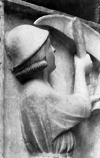 Cathédrale Notre-Dame , Enlart, Camille (historien), 75 ; Paris 16 ; Palais de Chaillot (Trocadéro) ; Musée de Sculpture comparée, musée des Monuments français