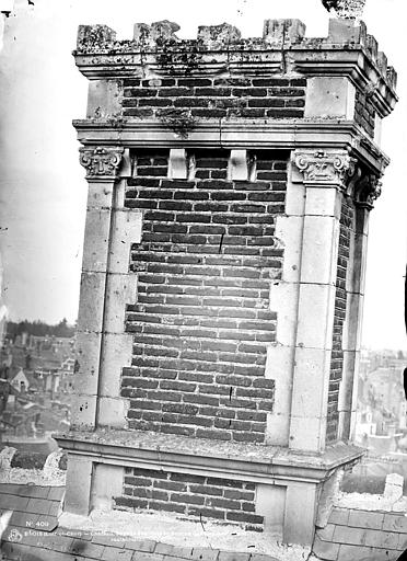 Château Partie François Ier : souche de cheminée, état avant restauration, Mieusement, Médéric (photographe), 