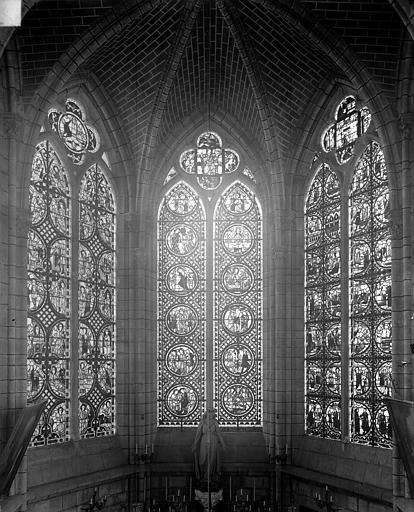 Eglise Vitrail, Neurdein (frères) ; Neurdein, Etienne ; Neurdein, Louis (photographe), 