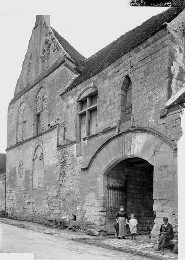 Manoir de Saint-Paterne (ancien) Façade d'entrée, Heuzé, Y., 