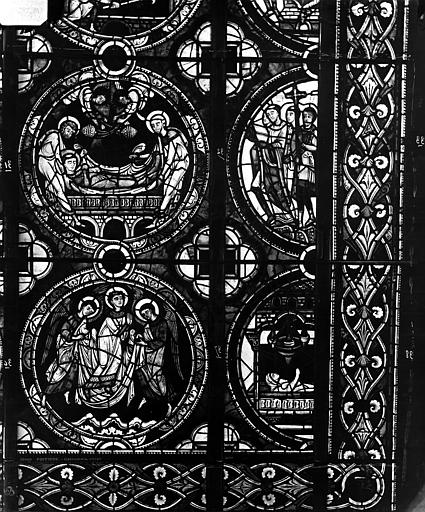 Cathédrale Saint-Pierre Vitrail, fenêtre A, figure ornementation, Leprévost (photographe), 