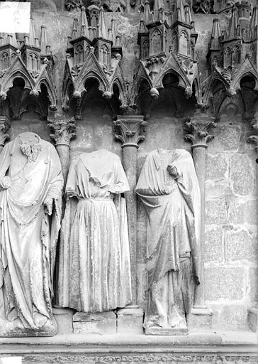 Cathédrale Saint-Etienne Portail central de la façade ouest : statues de l'ébrasement, Doucet ; Baudet (photographe), 