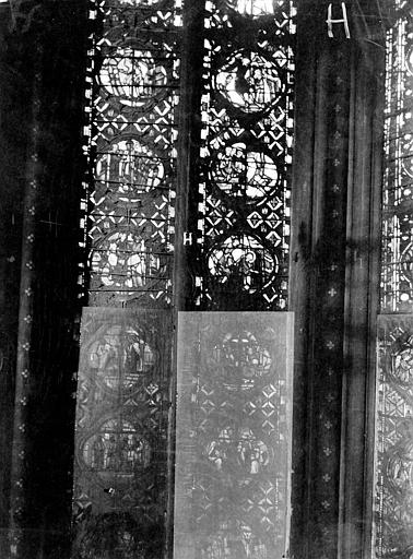 Cathédrale Notre-Dame Chapelles du choeur, vitrail H, Gaudin, 