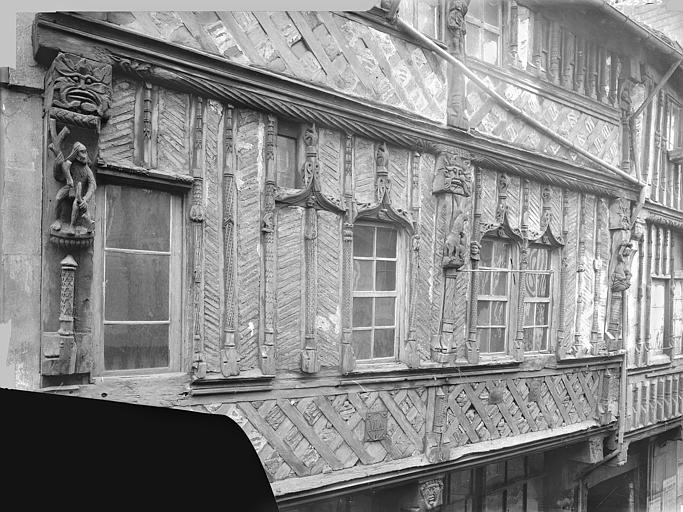 Maison François 1er dite maison de la Salamandre Façade sur rue : 1er étage, Durand, Jean-Eugène (photographe), 