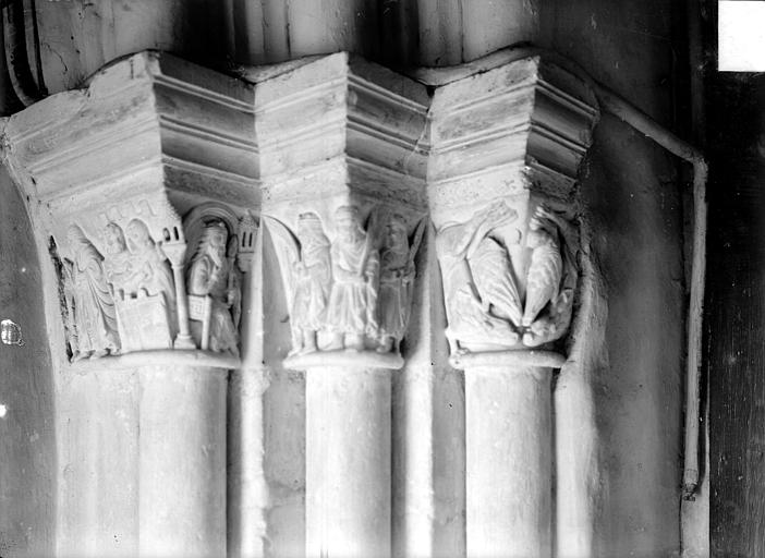 Abbaye Saint-Remi (ancienne) ; Hôtel-Dieu (ancien) Ancien cloître : chapiteaux, Sainsaulieu, Max (photographe), 