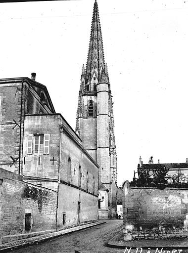 Eglise Notre-Dame Clocher, Louzier (photographe), 