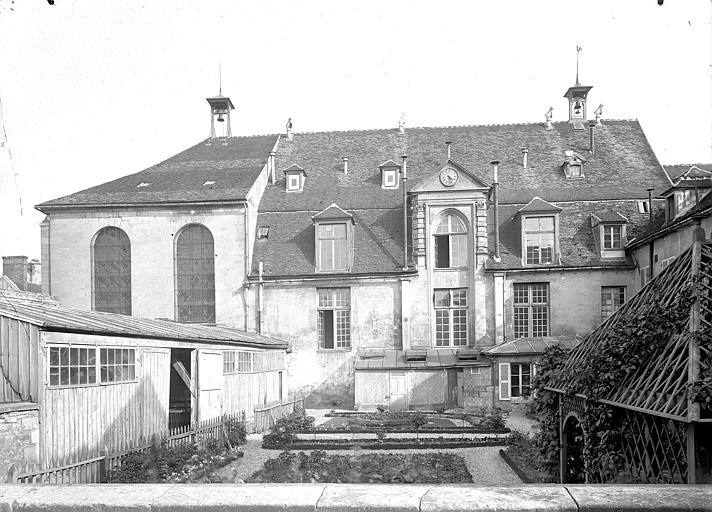 Hôpital Saint-Joseph, Hôtel-Dieu (ancien) Chapelle Saint-Nicolas : Vue d'ensemble sur le jardin, Durand, Jean-Eugène (photographe), 