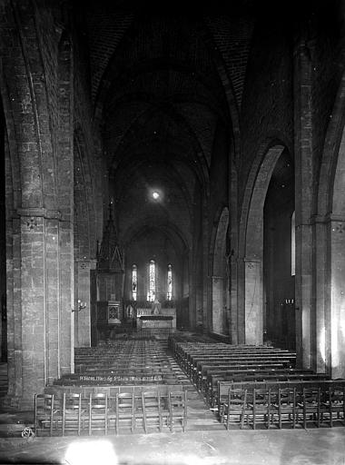 Eglise Nef, vue de l'entrée, Durand, Eugène (photographe), 