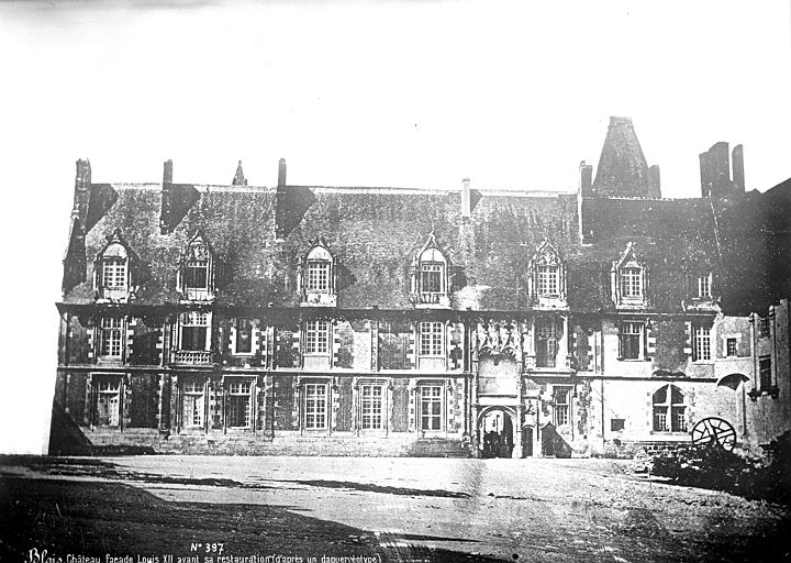 Château Façade Louis XII, état avant restauration, Mieusement, Médéric (photographe), 